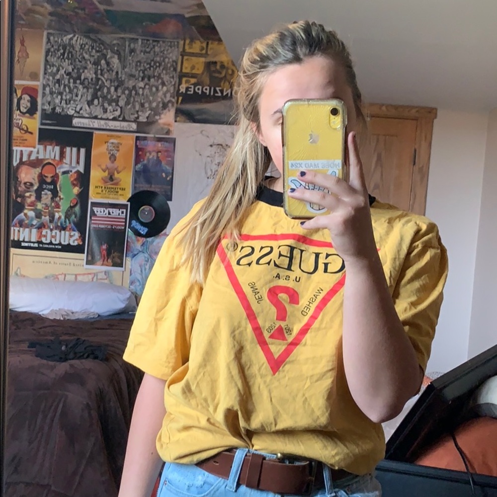 Short sleeve guess t-shirt size medium